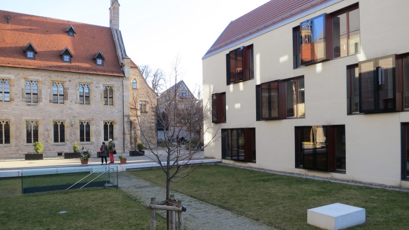 Eine weitere Unterkunft während der Seminare zum zertifizierten Passivhausplaner, Passivhaus Handwerker oder EnerPHit Planer plus stellt das Augustiner Kloster in Erfurt dar.